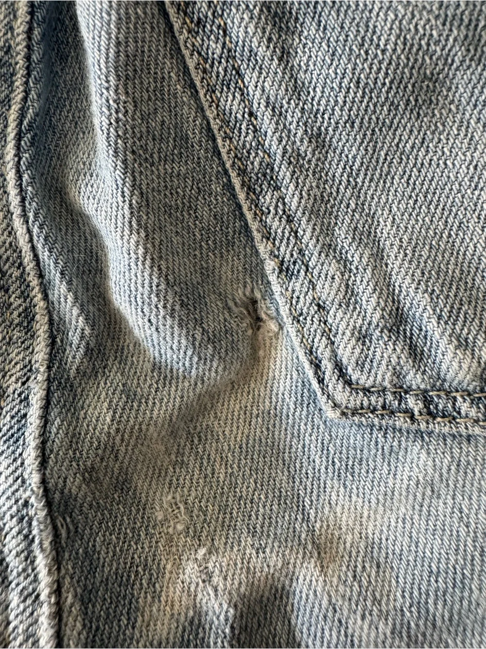 mini boden denim shorts size 10 flaw